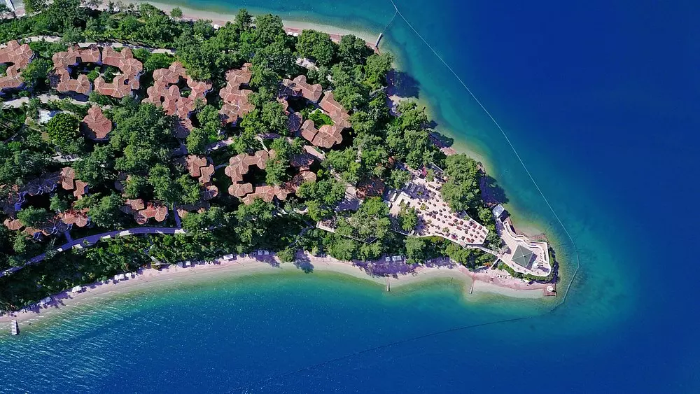 ساحل اختصاصی هتل کلاب لتونیا